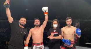 Soner Eroğlu çıktığı profesyonel şampiyonada kupayı Arnavutköy’e getirdi