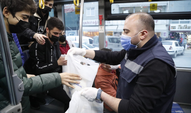Arnavutköy Belediyesi’nden iftara yetişemeyen vatandaşlara iftariyelik