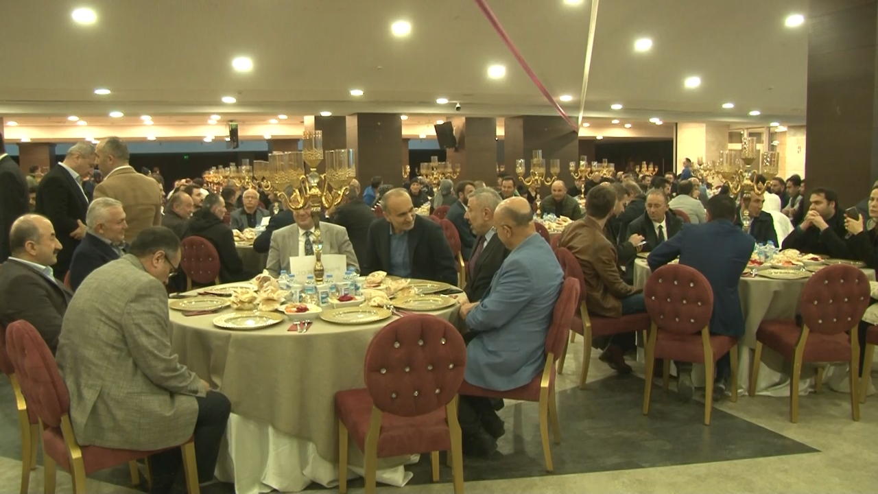 Arnavutköy’de sanayiciler ve iş adamları iftar programında buluştu