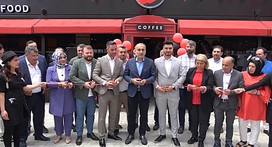 David People yenilenen yüzüyle Avlu34’de hizmetinizde