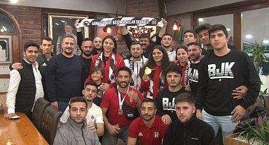 Beşiktaşlı Milli Güreşçi'yi şampiyonluk maçı dönüşünde Arnavutköy Beşiktaşlılar Derneği karşıladı 