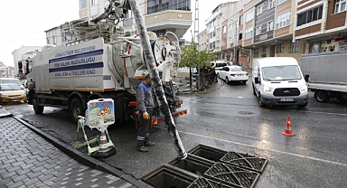 BELEDİYE KANAL AÇMA ÇALIŞMALARINA DEVAM EDİYOR