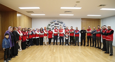 Kızılay Arnavutköy Şubesi'nden Belediye Başkanı Candaroğlu'na ziyaret 