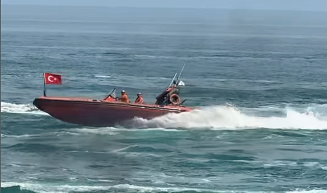 KARABURUN SAHİLİ ARTIK MAVİ BAYRAKLI