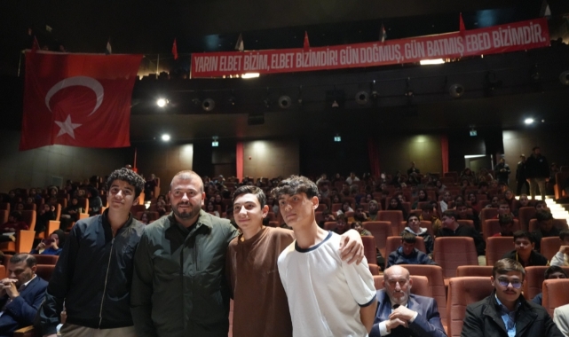 İmam Hatip Ruhu Arnavutköy'de Yeniden Yankılandı