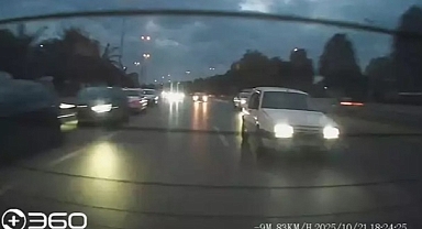 Pendik'te makas atan otomobil, takla atarak metrelerce sürüklendi