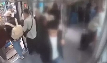 Fatih'te farklı zamanlarda 3 hırsızlık olayı gerçekleştirdi; yakalanmamak için saçını turuncuya boyadı